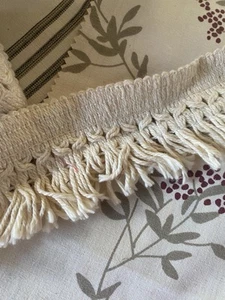 Off-White Tassel Trim Decorative Fringe Edging Curtains Lamp Shade Cushions 4.4m - Picture 1 of 14