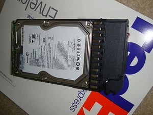 AJ738A  481286-001 480940-001  HP 500GB SATA MDL T200 RPM 3.5" MSA2 HARD DR - Picture 1 of 3