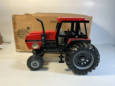 ERTL 1/16 CASE INTERNATIONAL 2594 Collector Series 1985 Excellent Condition - Image 1 of 4