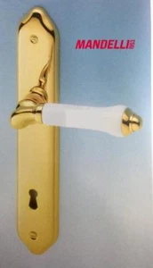 MANIGLIA PER PORTA MANDELLI serie BRUMA 600 ORO + PORCELLANA CON PLACCA D.70 - Foto 1 di 2