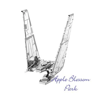 Metal Earth STAR WARS Kylo Ren's Command Shuttle 3D Model Laser Cut Steel Kit - Picture 1 of 8