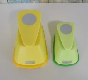 Lote de 2 perforadores de papel con palanca inteligente círculo Marvy Uchida grandes y pequeños - Imagen 1 de 10