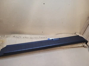 Cubierta de alféizar de maletero negra A1696902030 OEM Mercedes W169 W245 - Imagen 1 de 14