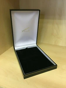 Luxury Black Jewellery Box for Necklace Bracelets Gift Box Present New - Picture 1 of 3