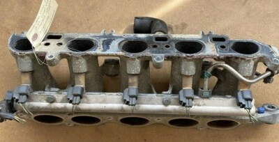 Volvo S40 2005-2010 2,4 L I5 colector de admisión inferior sin turbo con riel de inyección Foto 1 de 4