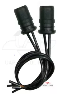 T10-3 W5W Wedge Rubber Globe Holder Car Light Socket Plug 2pc Pack - Picture 1 of 3