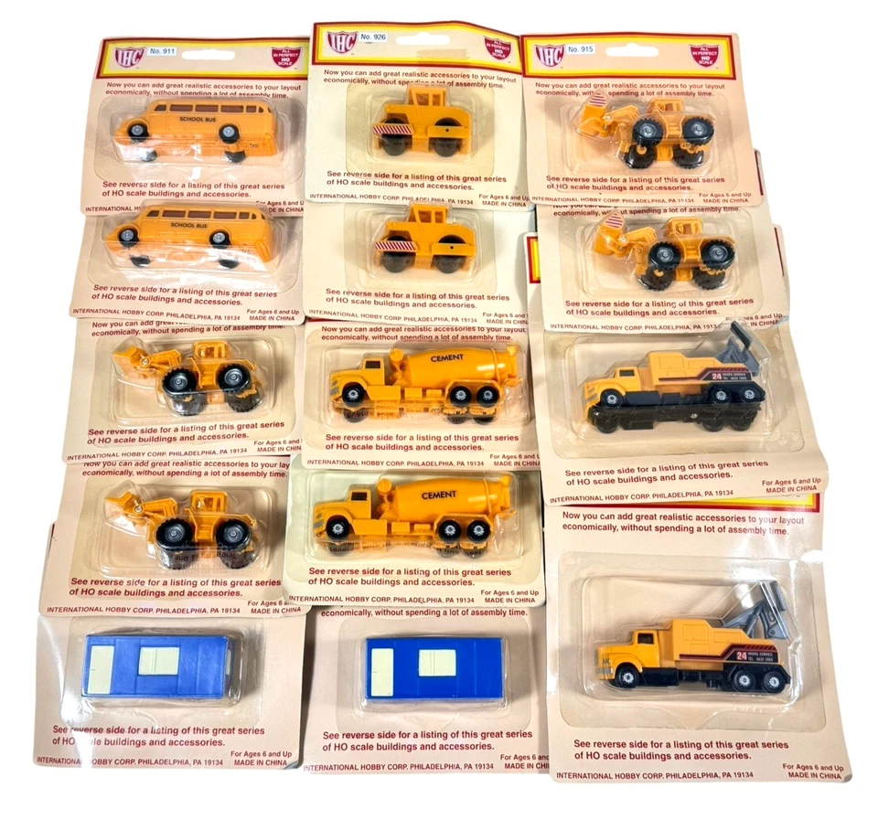 International Hobby Corp. IHC HO 1/87 (14)  Construction and City Accessories - Image 1 of 4