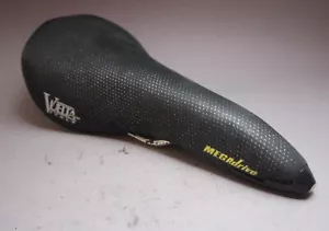 Sillín Selle Bassano Vuelta Megadrive Manganese EFS / negro / 1995 / 336 g - Imagen 1 de 8