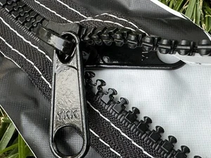 20, unbenutzte #10 YKK Marine Reißverschlüsse schwarz 78" aus Armee Zelt Boot Camping entfernt - Bild 1 von 9