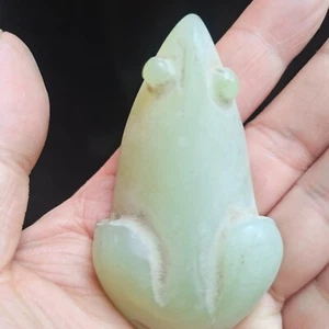 Chinese jade Antique hand-carved pendant The  ancient  jade frog   statue3435 - Picture 1 of 9