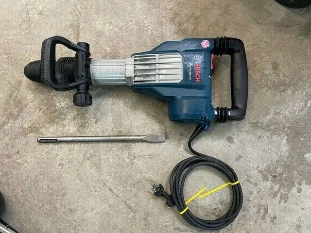 Bosch Meisselhammer GSH 11 VC 1700 Watt  +  - Bild 1 von 1