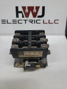 GE CR353AB3BJOD 25A Contattore 3 poli Bobina 24V con Contatti Aux CR353XAAA - Foto 1 di 3