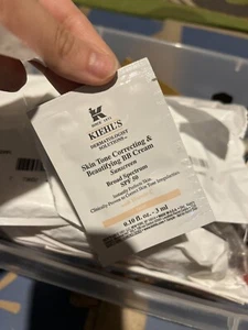 Kiehls Since 1851 Skin Tone Correcting & Beautifying BB Cream Fair Sample Pocket - Picture 1 of 1
