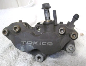 02 Suzuki GSXR600 Front Right Brake Caliper OEM 59100-35F20-999 - Picture 1 of 8