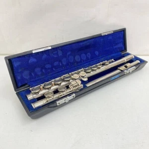 YAMAHA YFL-23 Flute Second hand NICKEL SILVER INSTRUMENT with case Very Good! - Picture 1 of 4