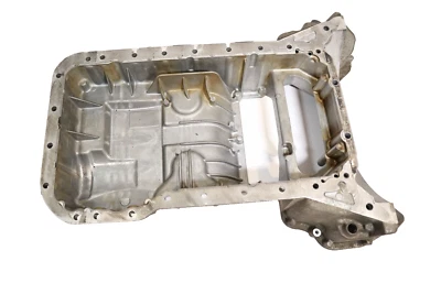 05-11 Mercedes R171 SLK280 E350 cárter de óleo superior do motor defletor panela 2720142702 fabricante de equipamento original - Imagem 1 de 4