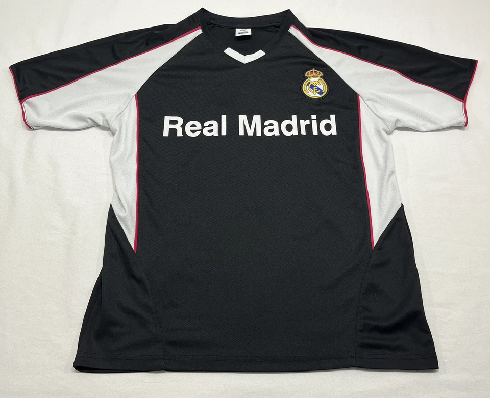 Camiseta Real Madrid Cristiano Ronaldo Negra #7 - Adulto Grande Foto 1 de 4