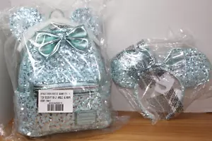 ZAINO E ORECCHIE ARENDELLE AQUA LOUNGEFLY DISNEY PARKS MINNIE MOUSE NUOVO! - Foto 1 di 8