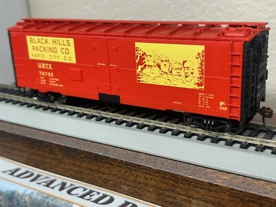 BLACK HILLS SOUTH DAKOTA PACKING - GMA MEAT / ICE REEFER HO SCALE GOLD LINE NEW - Image 1 of 4