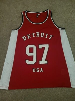 Mens/Youth Detroit Basketball Jersey In Red/White Size Small - image 1 of 4