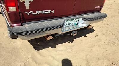 1992-1999 Gmc Yukon Rear Bumper Assembly With Brackets Oem Chrome 15025375 - Image 1 of 4
