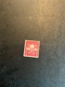 Stamps US Scott #656 hinged - Picture 1 of 1