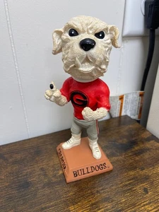 Georgia Bulldogs Maskottchen BEHAART Wackelkopf UGA Wackelkopf College NCAA BPI SELTEN - Bild 1 von 6