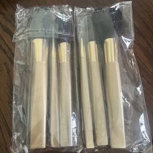 NEU Estee Lauder Make-up Pinsel 3 Stück Set Gold x2 - Bild 1 von 2
