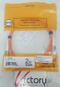 Nuevo cable de conexión de fibra óptica (FCLCLCF02M) LC a LC 50/125 dúplex 2 metros - Imagen 1 de 3
