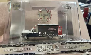 Code 3 - 1/64 ~ Millennium Series Ford F-350 Ambulance 21 (12214) - MIB - Picture 1 of 9