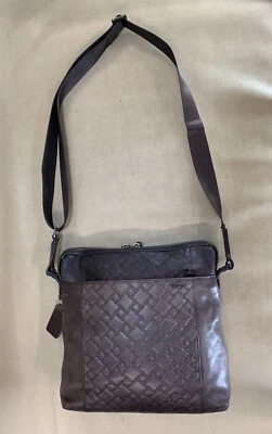 Preowned Tumi Ticon Crossbody Top Zip Brown Leather Bag Tablet Case 31103DBT - Image 1 of 4