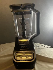 Ninja BL710WM30 Professional 1000w Pre Owned Works Good - Picture 1 of 4