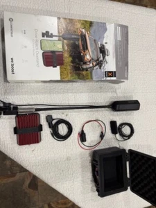 Amplificateur de signal de cellule terrestre WeBoost Drive Reach # 472061 - Photo 1 sur 12