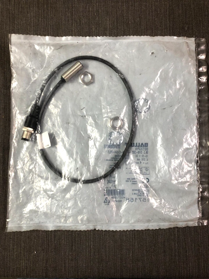 Balluff BES00PW (BES516-325-G-E4-C-S4-00,5) Inductive Proximity Sensor 10-30 VDC - Image 1 of 3