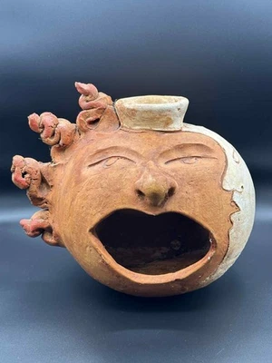 Vaso de máscara feito à mão terracota rosto sol, lua 11,5" arte popular escultura em argila - Imagem 1 de 4