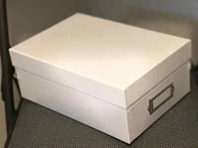 acid free photo / Coin storage box White simply tidy new 11.2 x 7.8 x 4.5 - Image 1 of 4