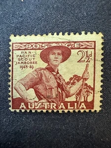 1948 Australia Stamp - Pan Pacific Scout Jamboree- Boy Scout- 2 1/2d Red - Used - Picture 1 of 1