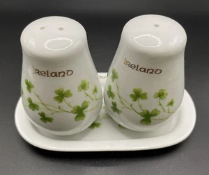 Ireland Salt & Pepper Shakers with matching holder NEW - Picture 1 of 4