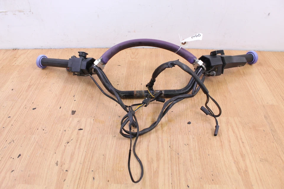 1996 ARCTIC CAT COUGAR 550 Handlebars with Controls - Image 1 of 4
