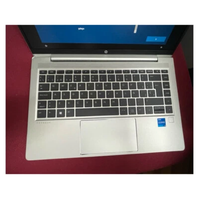 HP ProBook 640 G8 Intel Core i5-1135G7/8GB/500GB SSD/14" W10 Pro *Peq.golpe*. - Imagen 1 de 4