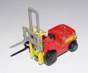 MATCHBOX - SUPERFAST Fork Lift Gabelstabler rot mit grauer Gabel - Picture 1 of 3
