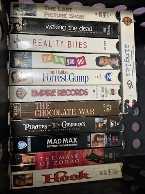 12 Vintage Action, Drama, Comedy, Romance VHS’S Foto 1 de 4