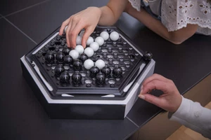 Family Board Table Games Marble Strategy Kids Intellectual Children Game - Picture 1 of 3