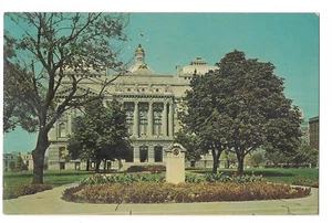 Front View INDIANA STATE HOUSE Corinthian Architecture  Indianapolis Postcard IN - Picture 1 of 2