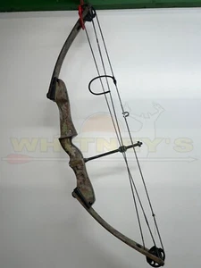 Used Hoyt Mystic Invader - Right Hand - 50lbs - 27" - Camo - Picture 1 of 3