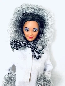 Barbie 1981 Dolls Of The World Eskimo Fashion Doll No Box/Stand Read #3898 - Picture 1 of 9