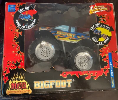 Johnny Lightning Bigfoot Rip Charger FACTORY SEALED - Image 1 of 4
