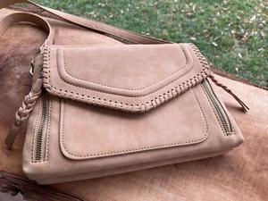 Women’s Tan Crossbody Purse-zip Close multiple Compartments Adjustable Strap - Picture 1 of 8