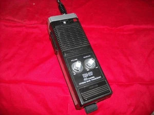 1 Realistic TRC -217 5 watt 40 Ch CB Radio Walkie Talkie w/paper works - Zdjęcie 1 z 4