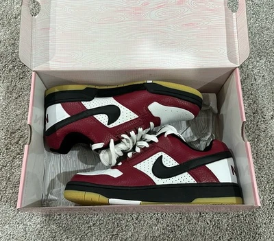 🔥Nike SB Zoom Air Delta Force Chicago Team Red Sz 10 ~ 2004 ~ w/Box. ~ Rare 🔥 - Image 1 of 4